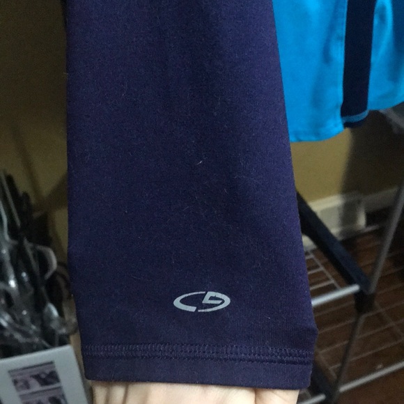 Super cute champion long sleeve shirt - Picture 3 of 6